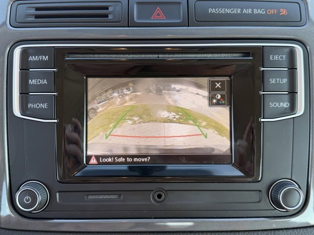 Used 2016 Volkswagen Tiguan S image 16