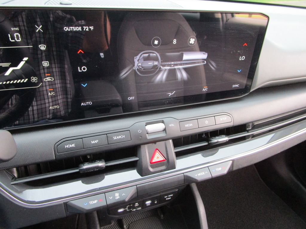 Used 2025 Kia K4 EX image 25