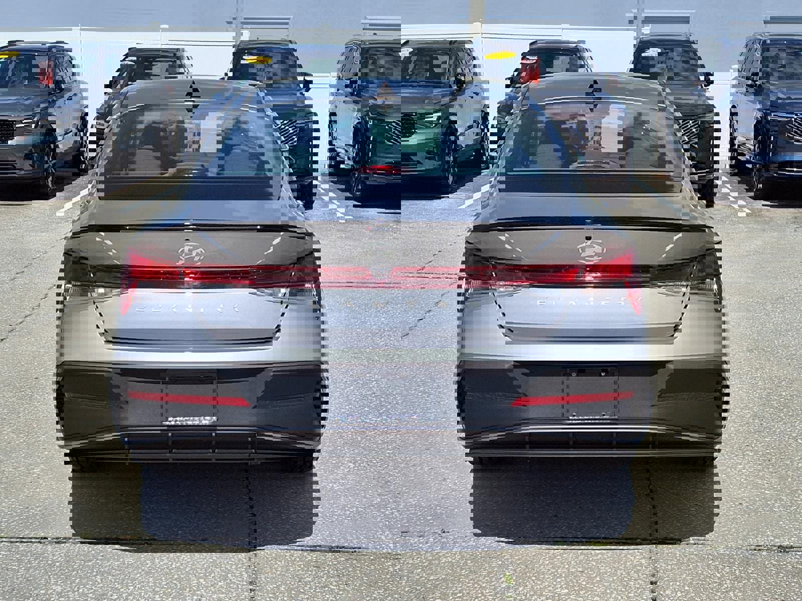 Used 2026 Hyundai Elantra Sport image 6