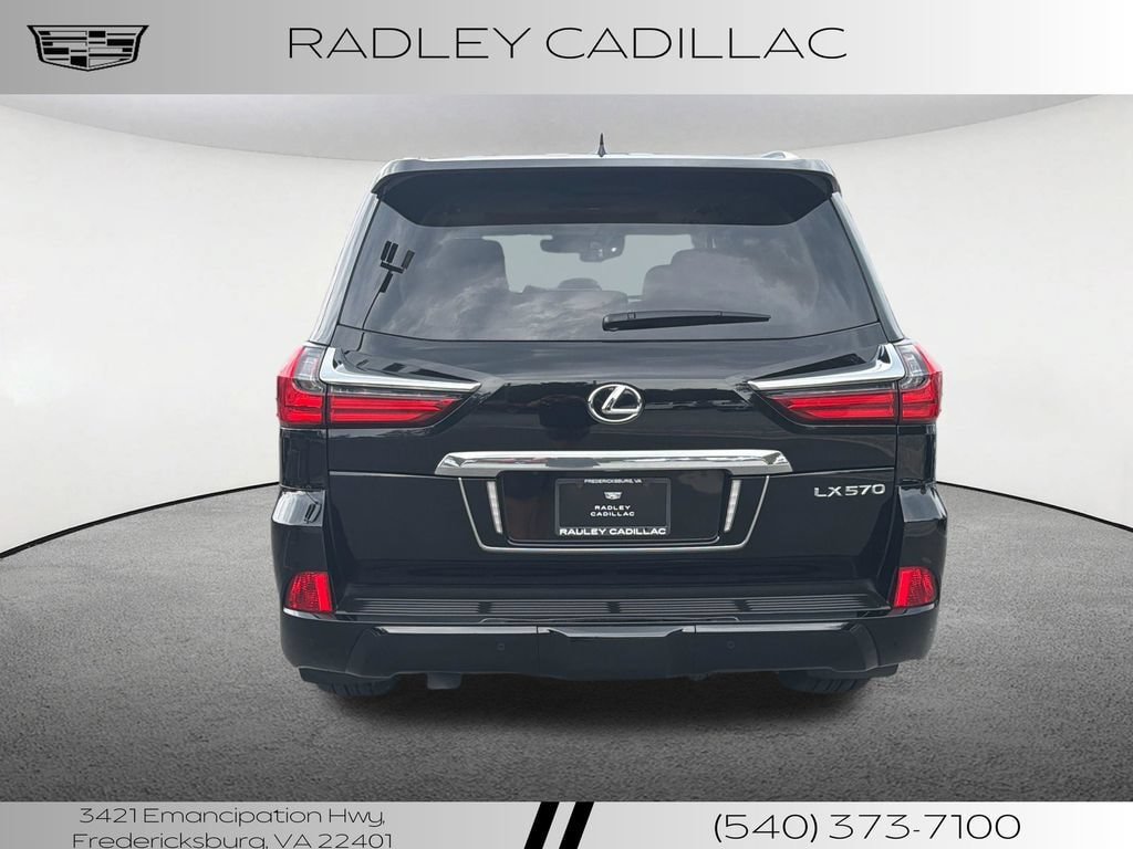 Used 2019 Lexus LX 570 4WD w/ Luxury Package image 19