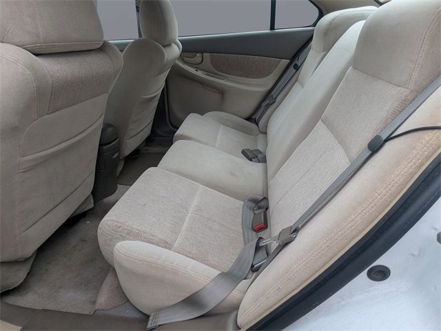 Used 2004 Oldsmobile Alero GL image 11