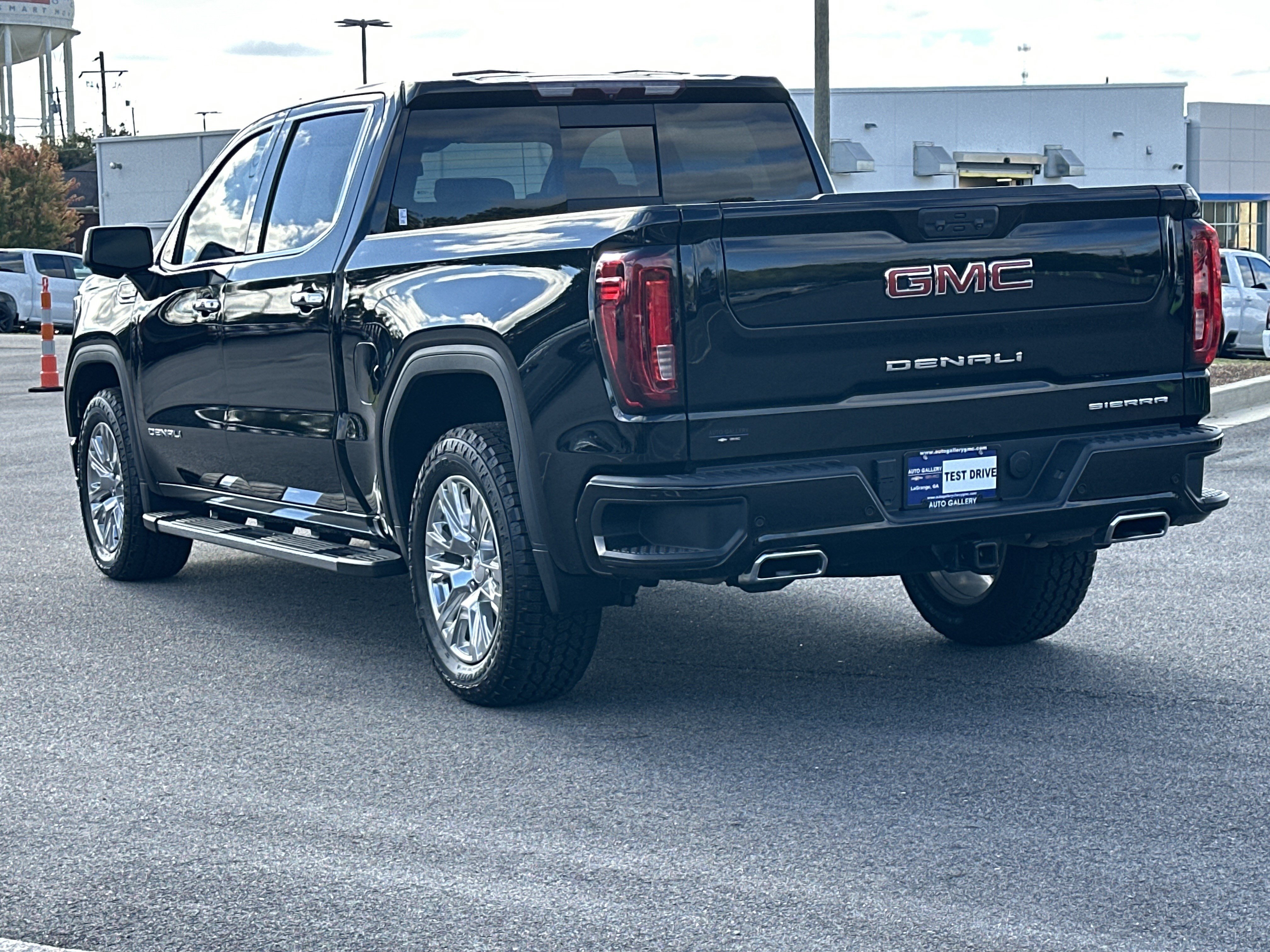 Certified 2022 GMC Sierra 1500 Denali AWD/4WD image 9