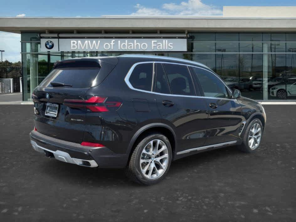 New 2026 BMW X5 xDrive50e AWD/4WD image 7