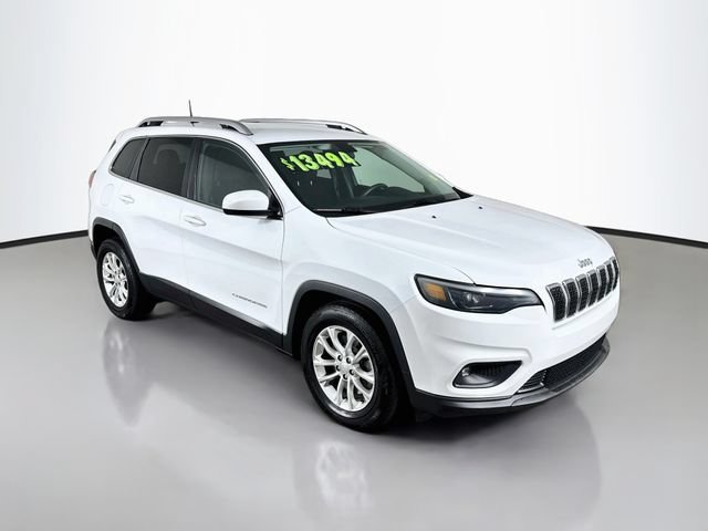Used 2019 Jeep Cherokee Latitude w/ Popular Appearance Group FWD image 3