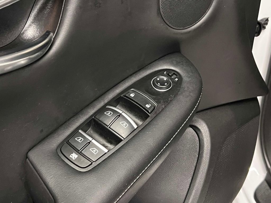 Used 2023 INFINITI QX50 Pure AWD/4WD image 23