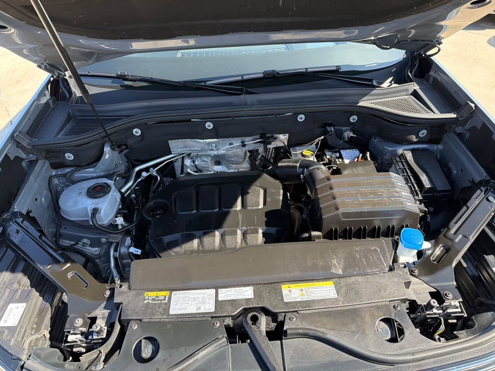 Used 2025 Volkswagen Atlas SEL AWD/4WD image 9