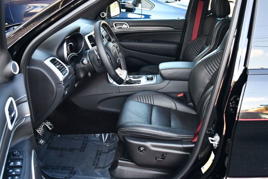 Used 2018 Jeep Grand Cherokee SRT AWD/4WD image 42