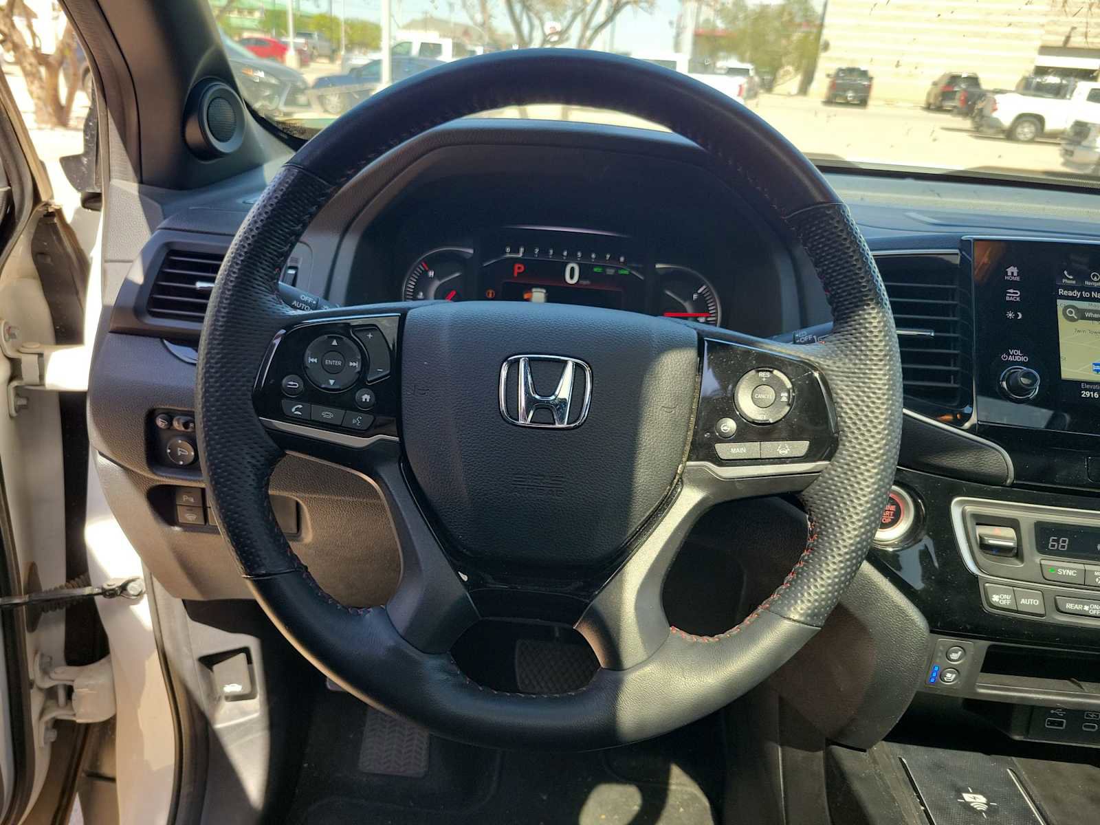 Used 2025 Honda Passport Black Edition image 11