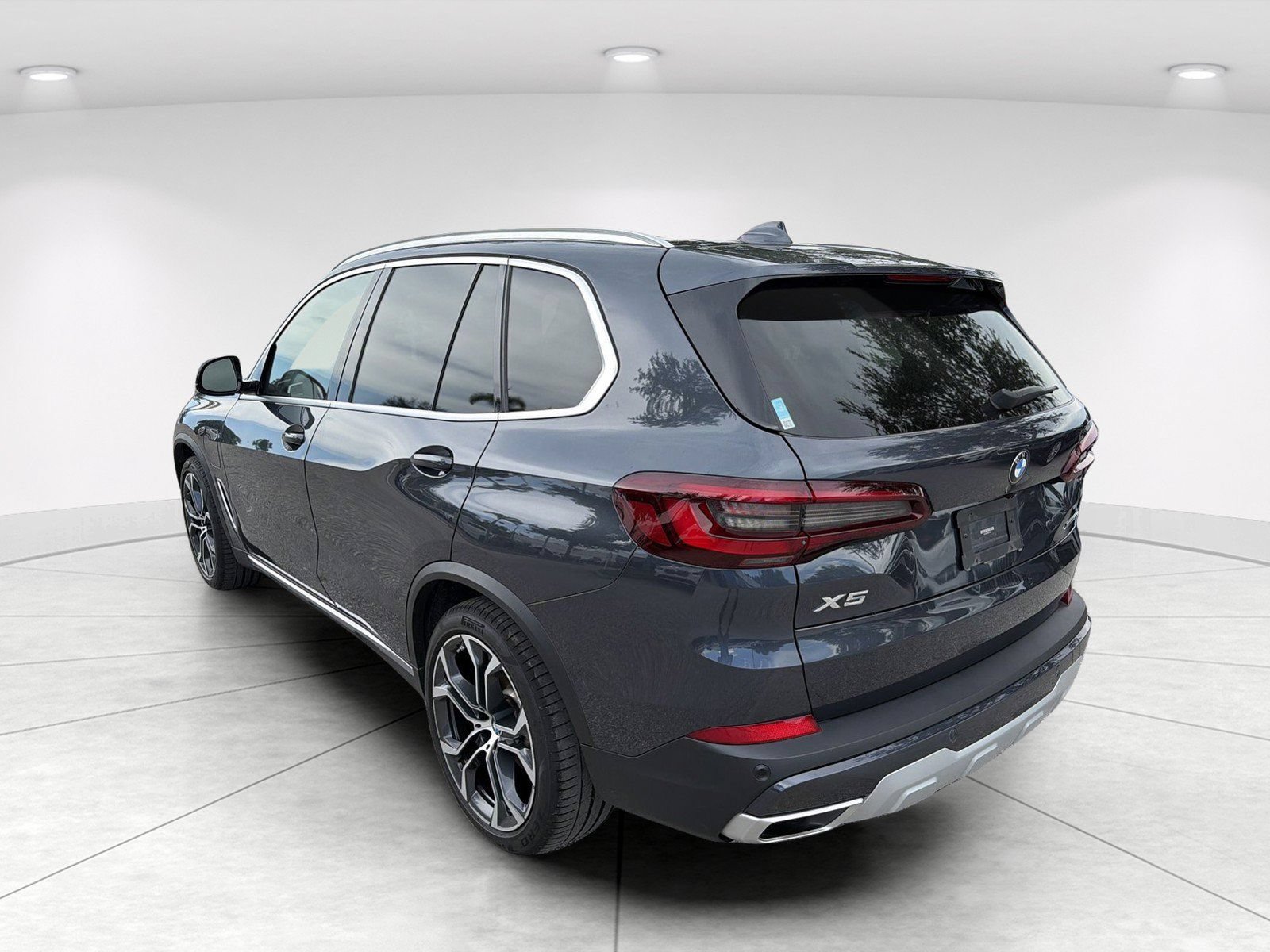 Used 2021 BMW X5 xDrive45e AWD/4WD image 6