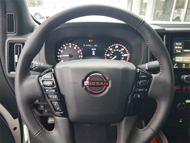 Used 2025 Nissan Frontier Pro-X image 16