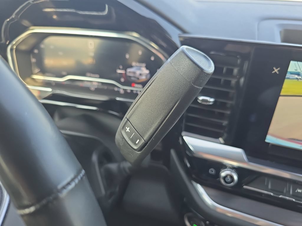 Used 2025 GMC Sierra 1500 SLT RWD image 25
