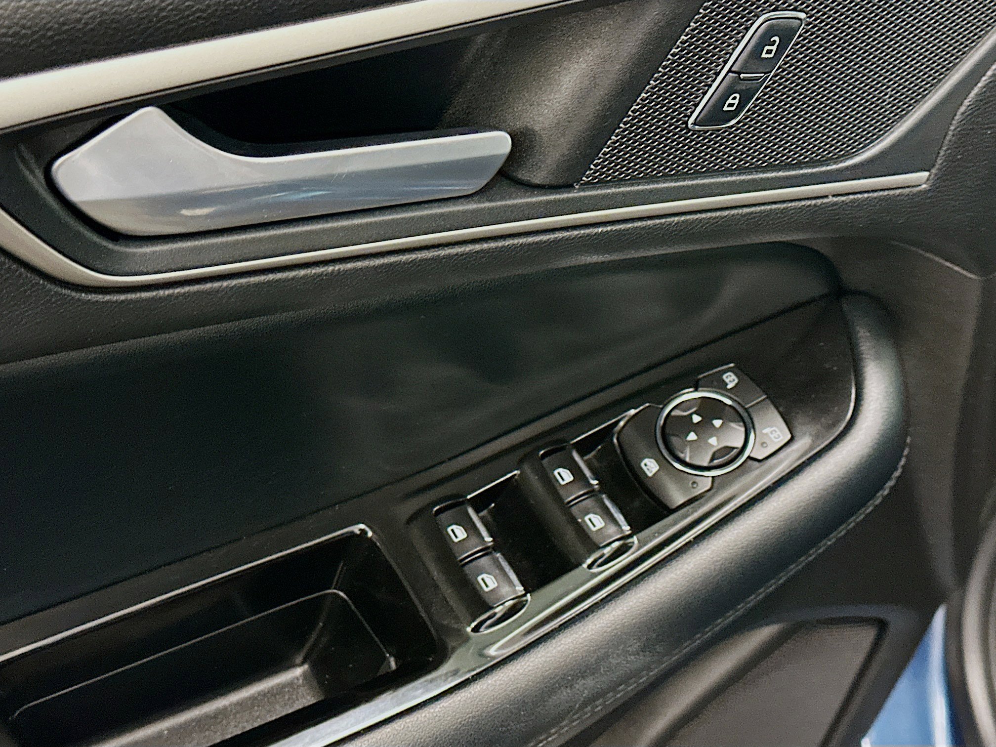 Used 2017 Ford Edge SEL w/ Equipment Group 201A image 15