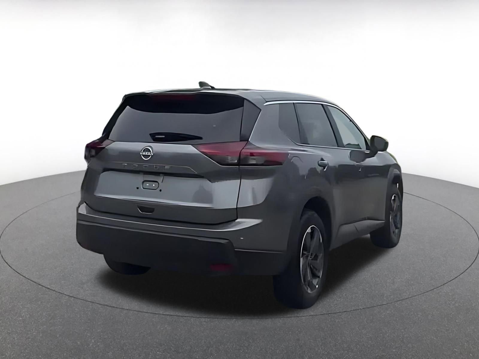Used 2025 Nissan Rogue SV FWD image 12