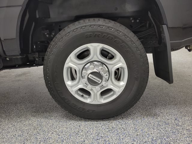 Used 2025 Ford F350 XLT w/ FX4 Off-Road Package AWD/4WD image 5