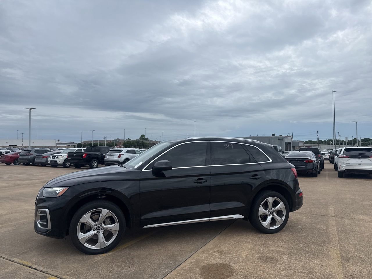 Used 2021 Audi Q5 2.0T Premium Plus w/ Premium Plus Package AWD/4WD image 11