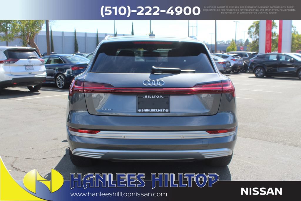 Used 2019 Audi e-tron Prestige w/ Prestige Package AWD/4WD image 8