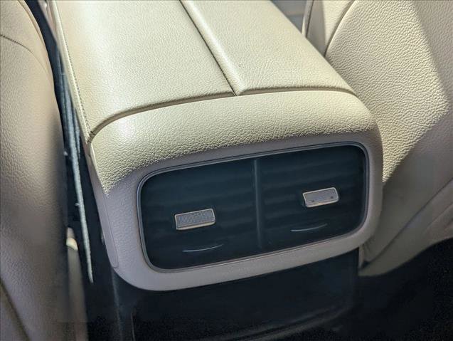 Used 2021 Mercedes-Benz GLE 350 4MATIC image 18