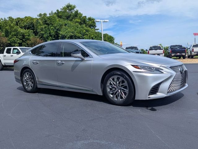 Used 2018 Lexus LS 500 w/ Interior Upgrade Package RWD video 2
