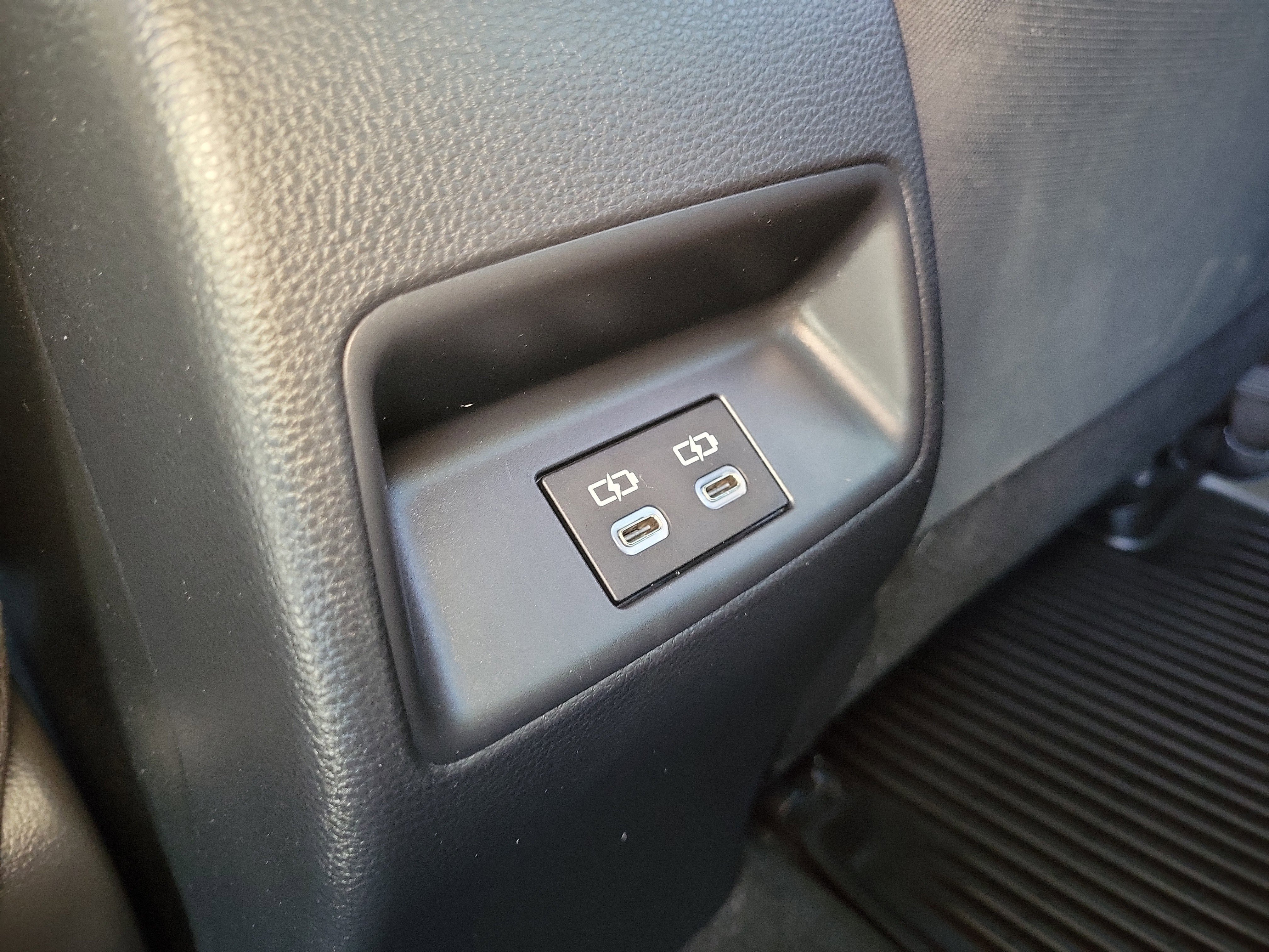 Used 2024 Toyota Corolla LE image 13