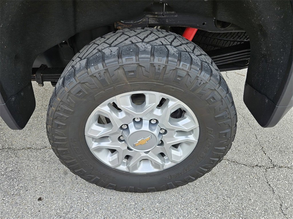 Used 2024 Chevrolet Silverado 2500 LT w/ All Star Edition image 39