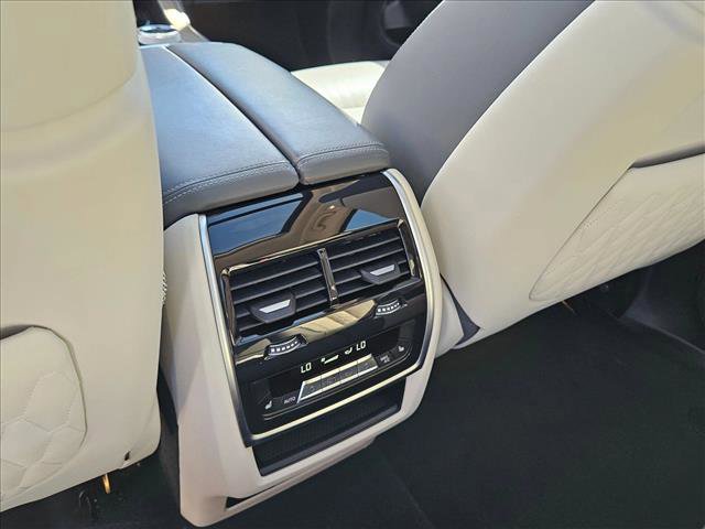 Certified 2023 BMW X7 M60i w/ Executive Package image 18