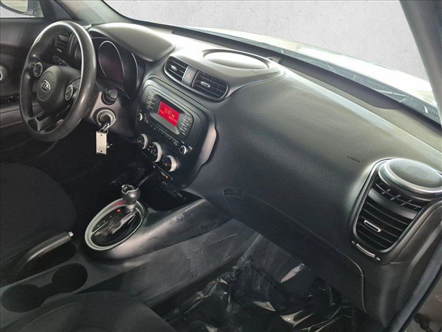 Used 2016 Kia Soul FWD image 19