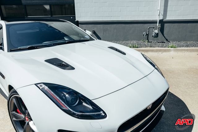 Used 2016 Jaguar F-TYPE R image 29