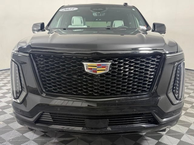 Used 2025 Cadillac Escalade Sport Platinum w/ LPO, Floor Liner Package AWD/4WD image 12