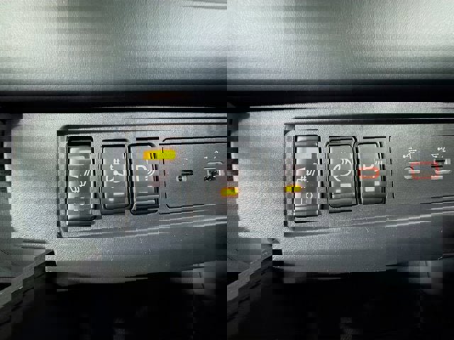 New 2026 Nissan Frontier SV image 17