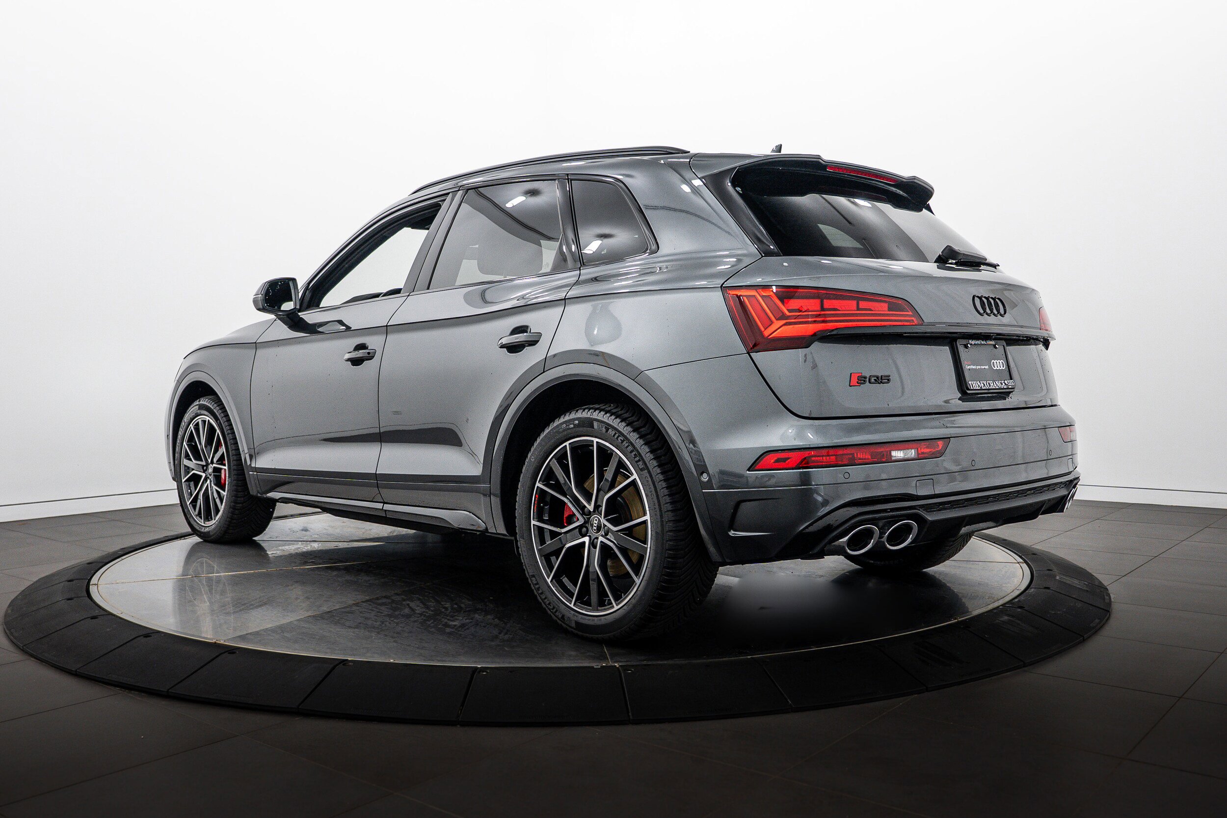 Certified 2023 Audi SQ5 Prestige AWD/4WD image 5