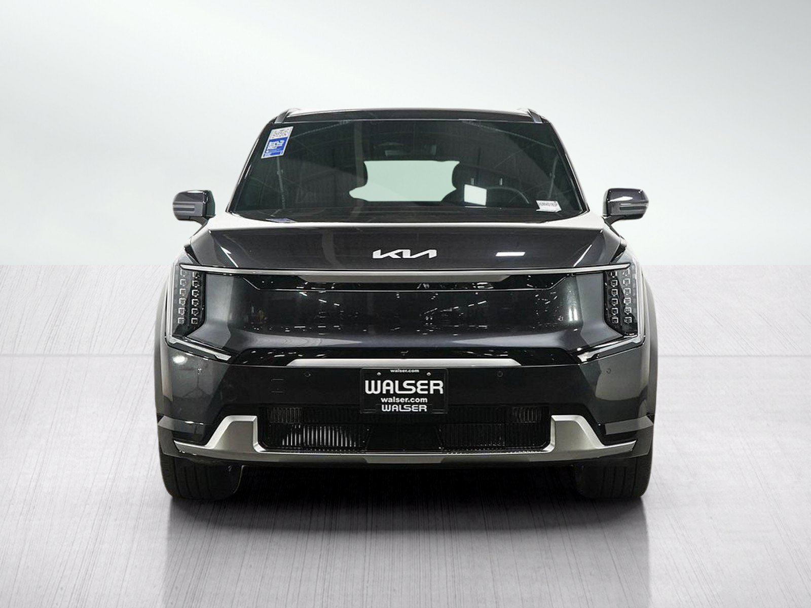 Used 2024 Kia EV9 Land AWD/4WD image 8