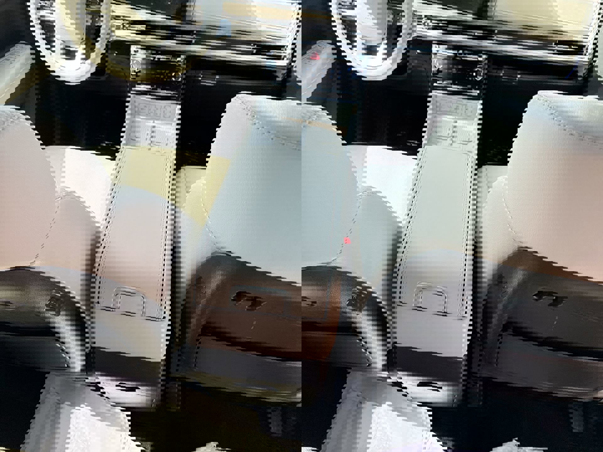 Used 2024 Hyundai Santa Fe Limited image 22