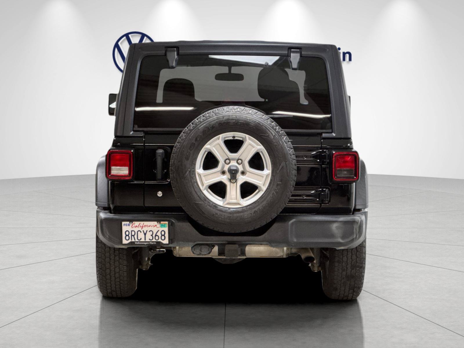 Used 2018 Jeep Wrangler Sport AWD/4WD image 4