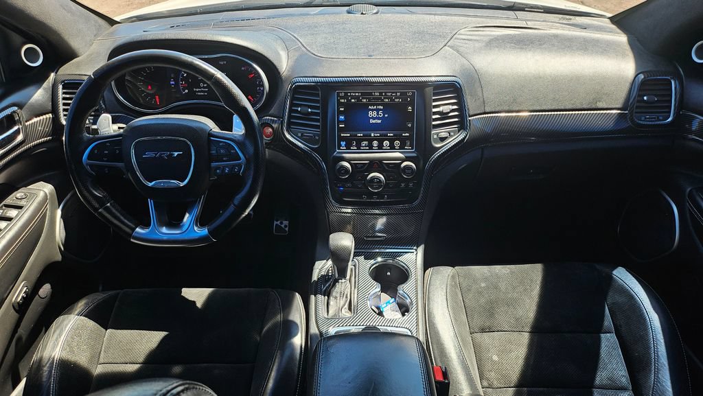 Used 2016 Jeep Grand Cherokee SRT AWD/4WD image 5