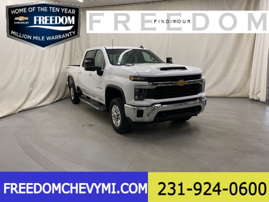 Used 2024 Chevrolet Silverado 2500 LT image 1