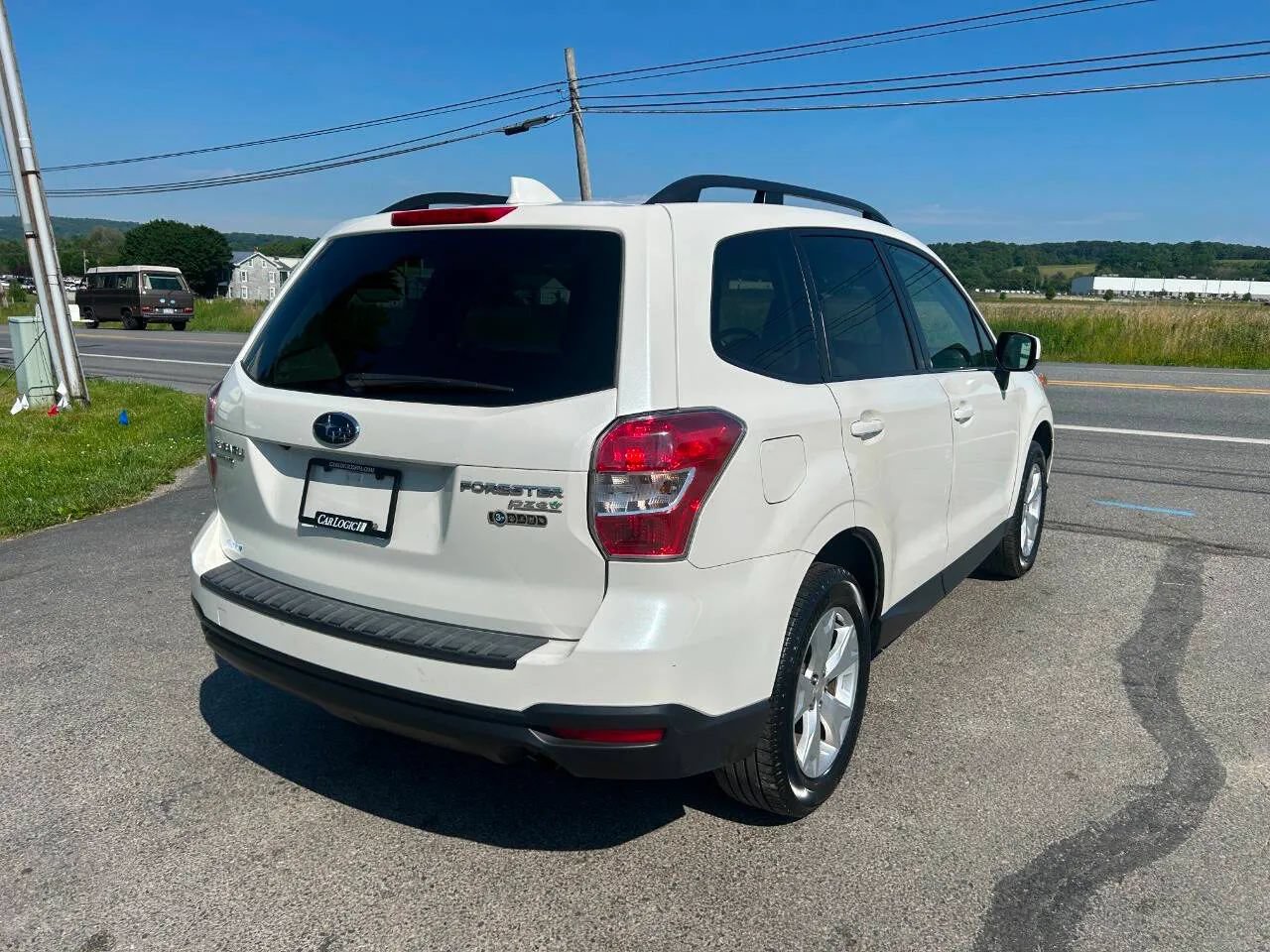 Used 2016 Subaru Forester 2.5i Premium w/ Popular Package #2 AWD/4WD image 11