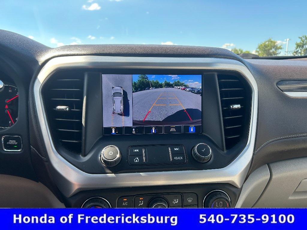 Used 2022 GMC Acadia SLT w/ Technology Package AWD/4WD image 23