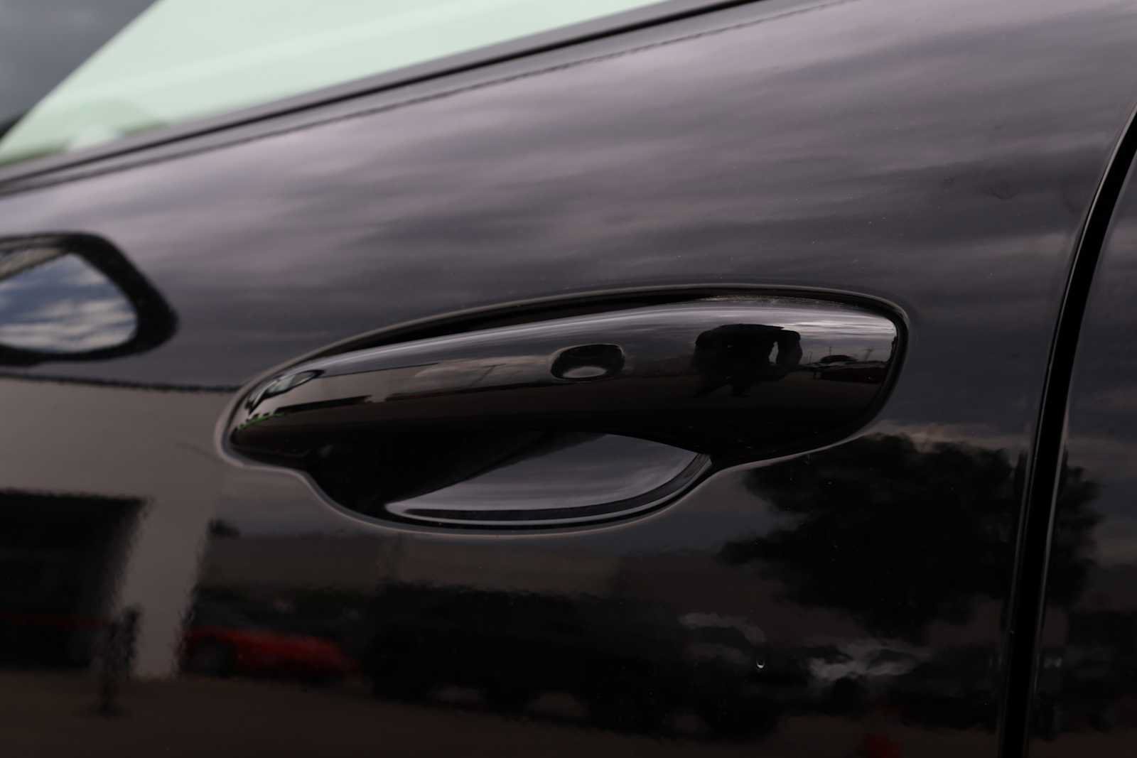 Used 2021 Porsche Macan AWD/4WD image 43