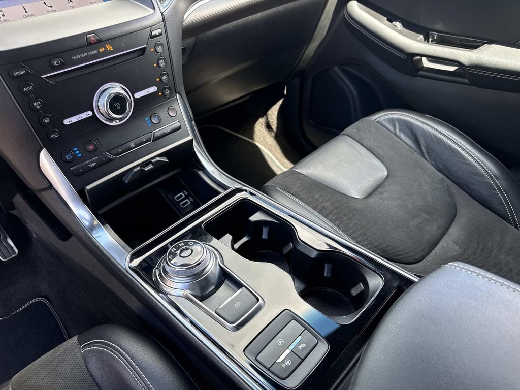 Used 2019 Ford Edge ST w/ Equipment Group 401A AWD/4WD image 25