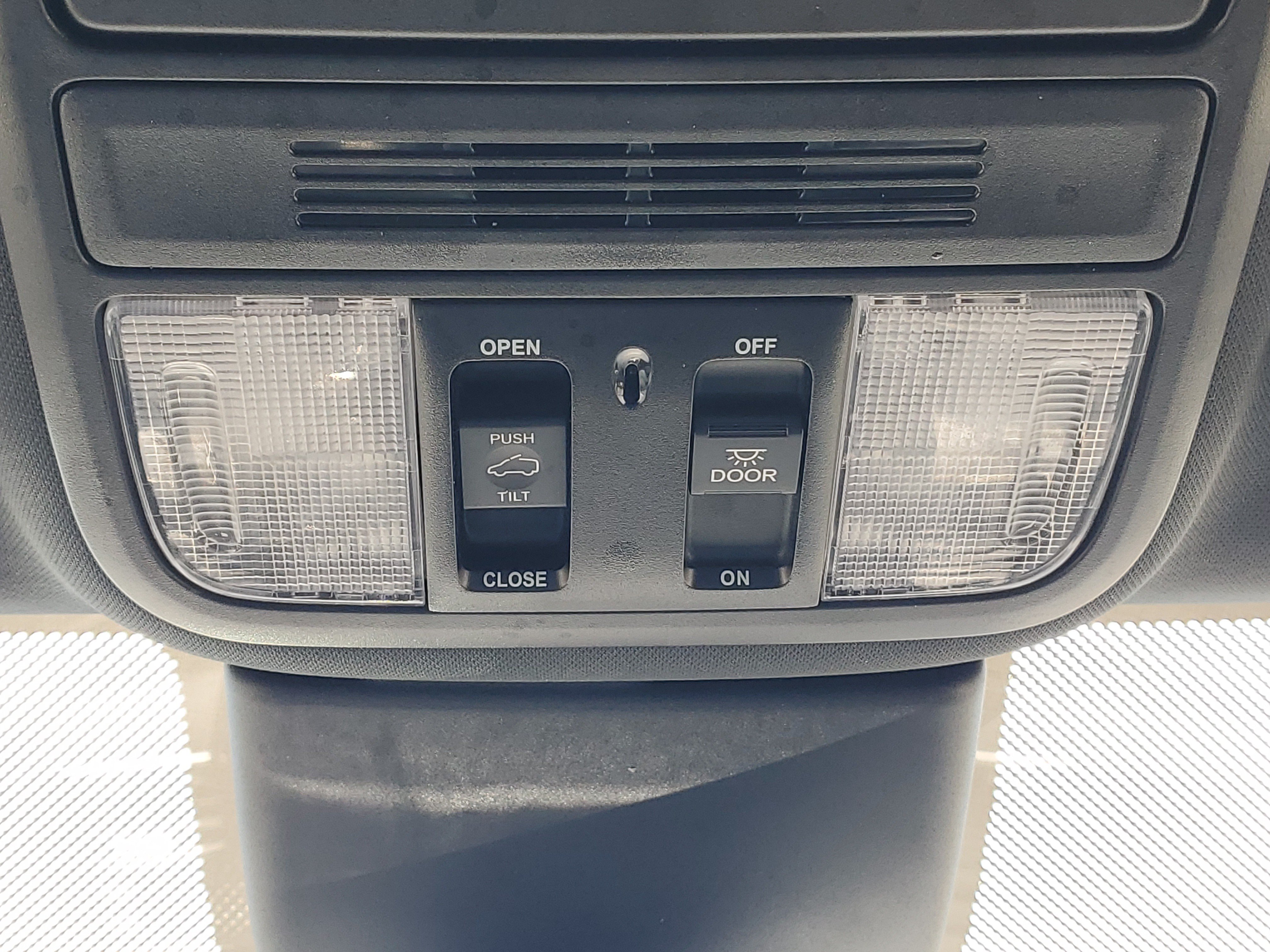Certified 2023 Honda Odyssey Sport image 33