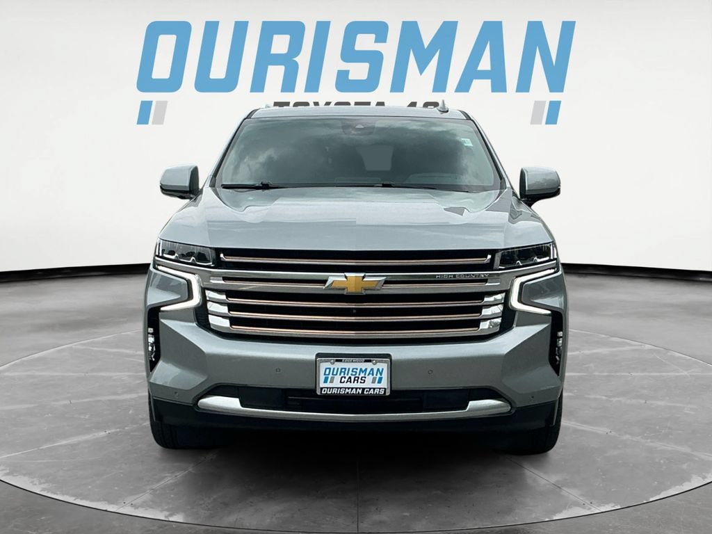 Used 2024 Chevrolet Tahoe High Country AWD/4WD image 2