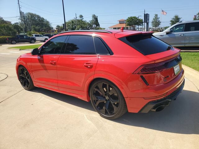 Used 2022 Audi RS Q8 w/ Carbon Optic Package AWD/4WD image 3
