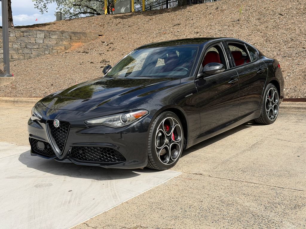 Used 2022 Alfa Romeo Giulia Veloce image 7