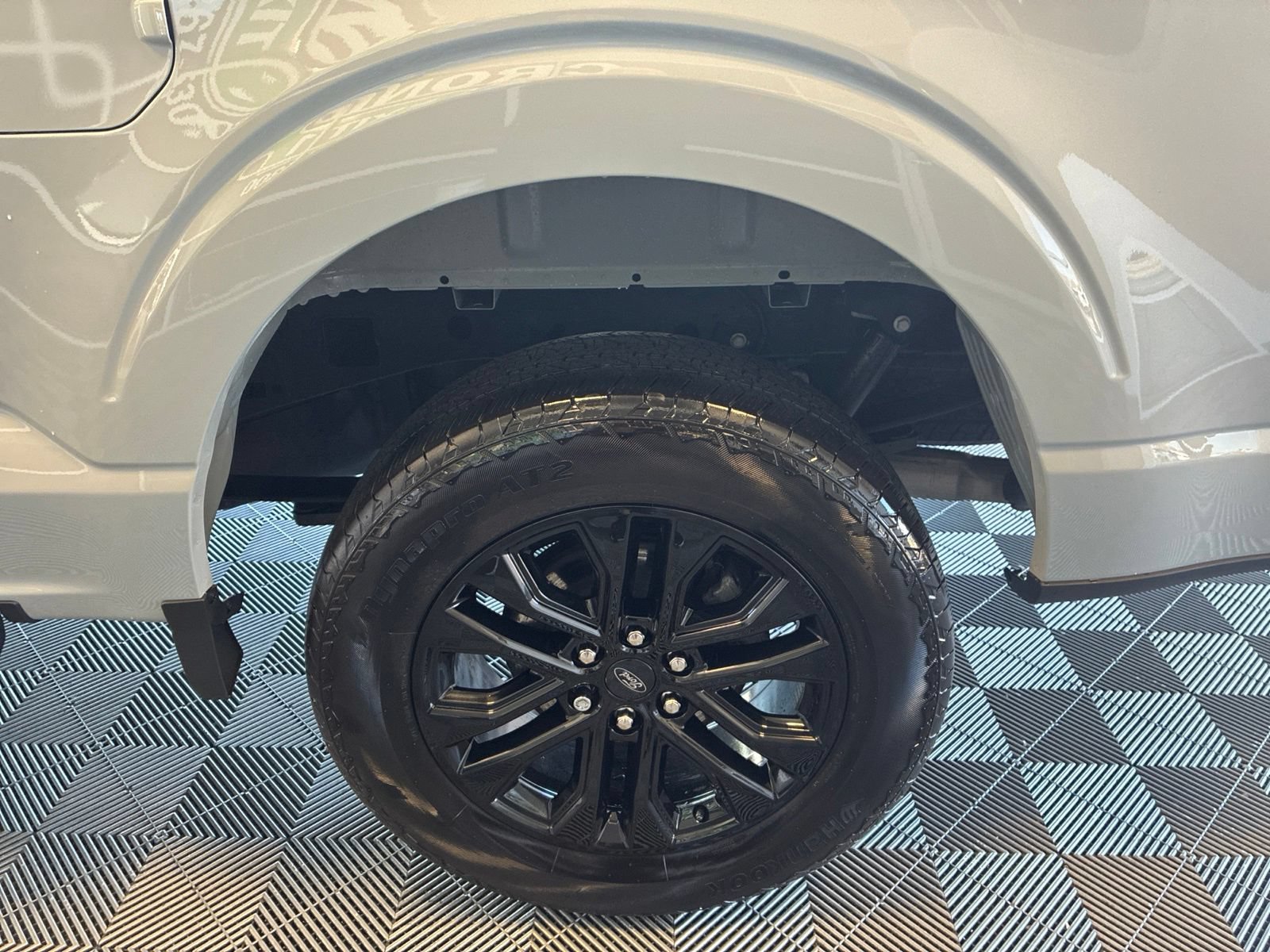 Used 2024 Ford F150 Lariat AWD/4WD image 7