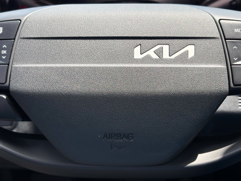 New 2026 Kia Sportage LX FWD image 22
