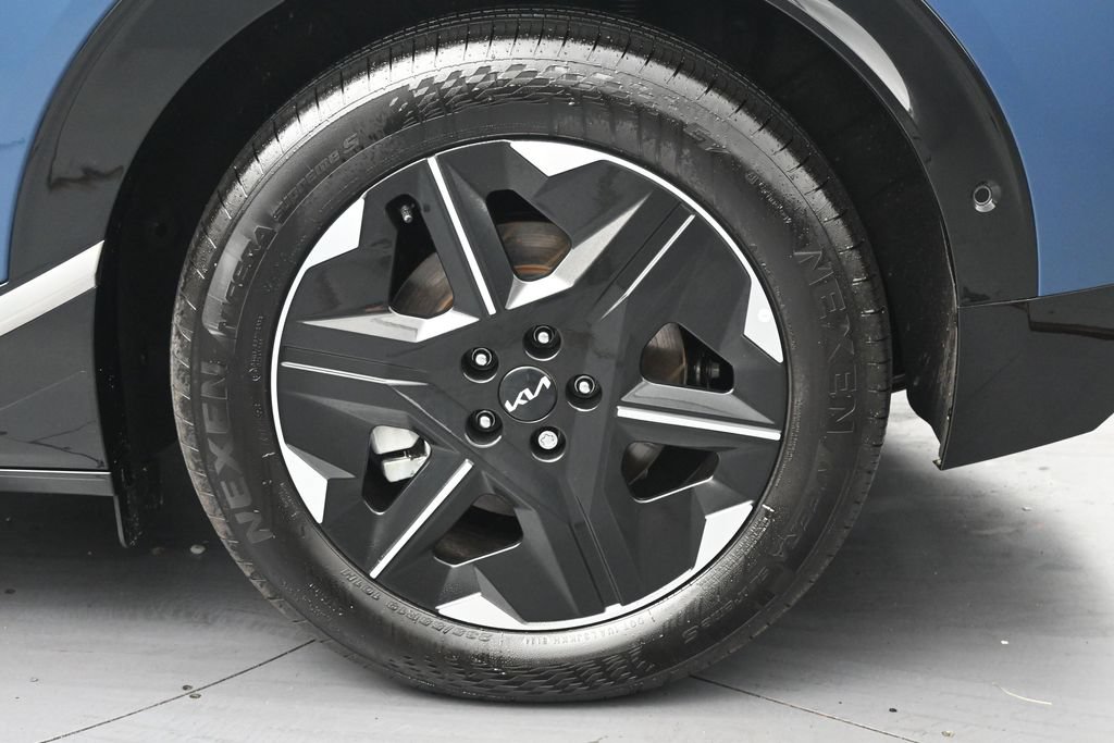 Used 2025 Kia EV6 Wind AWD/4WD image 34