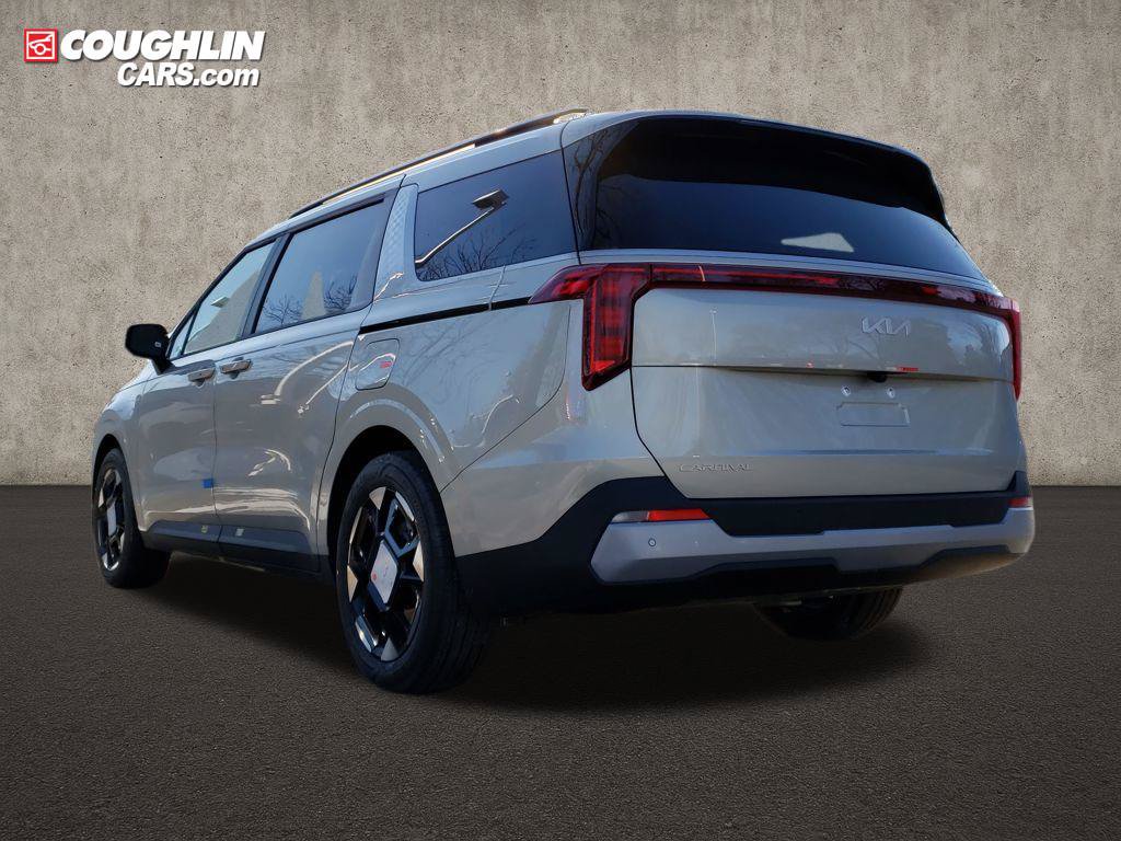 New 2026 Kia Carnival EX FWD image 5
