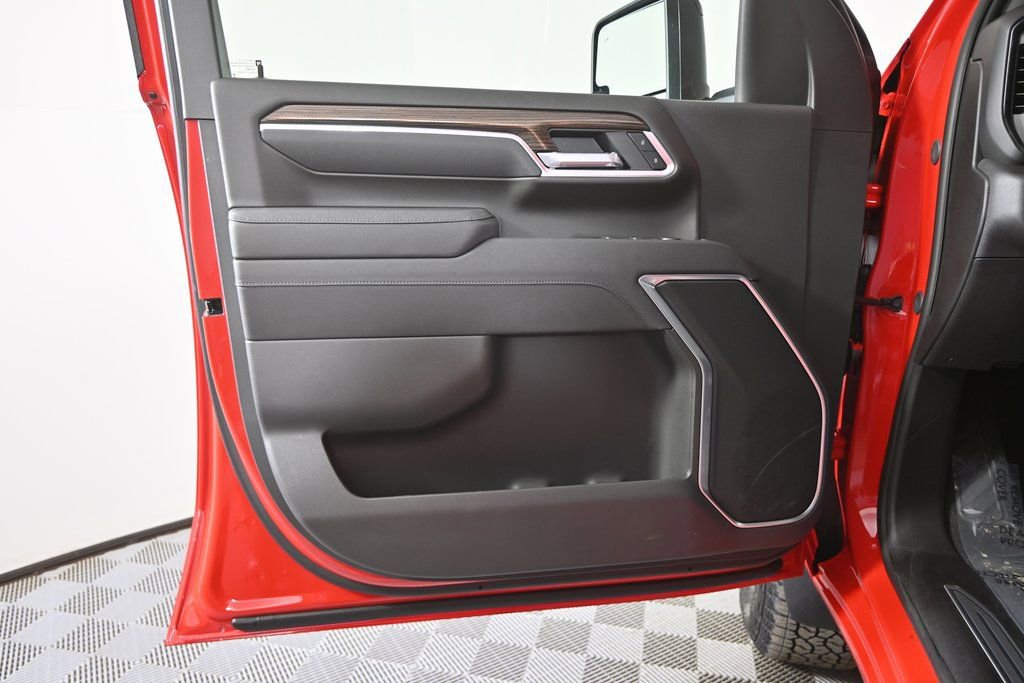 New 2026 Chevrolet Silverado 3500 LT w/ All Star Edition image 18