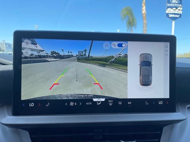 New 2026 Ford Explorer Active RWD image 13