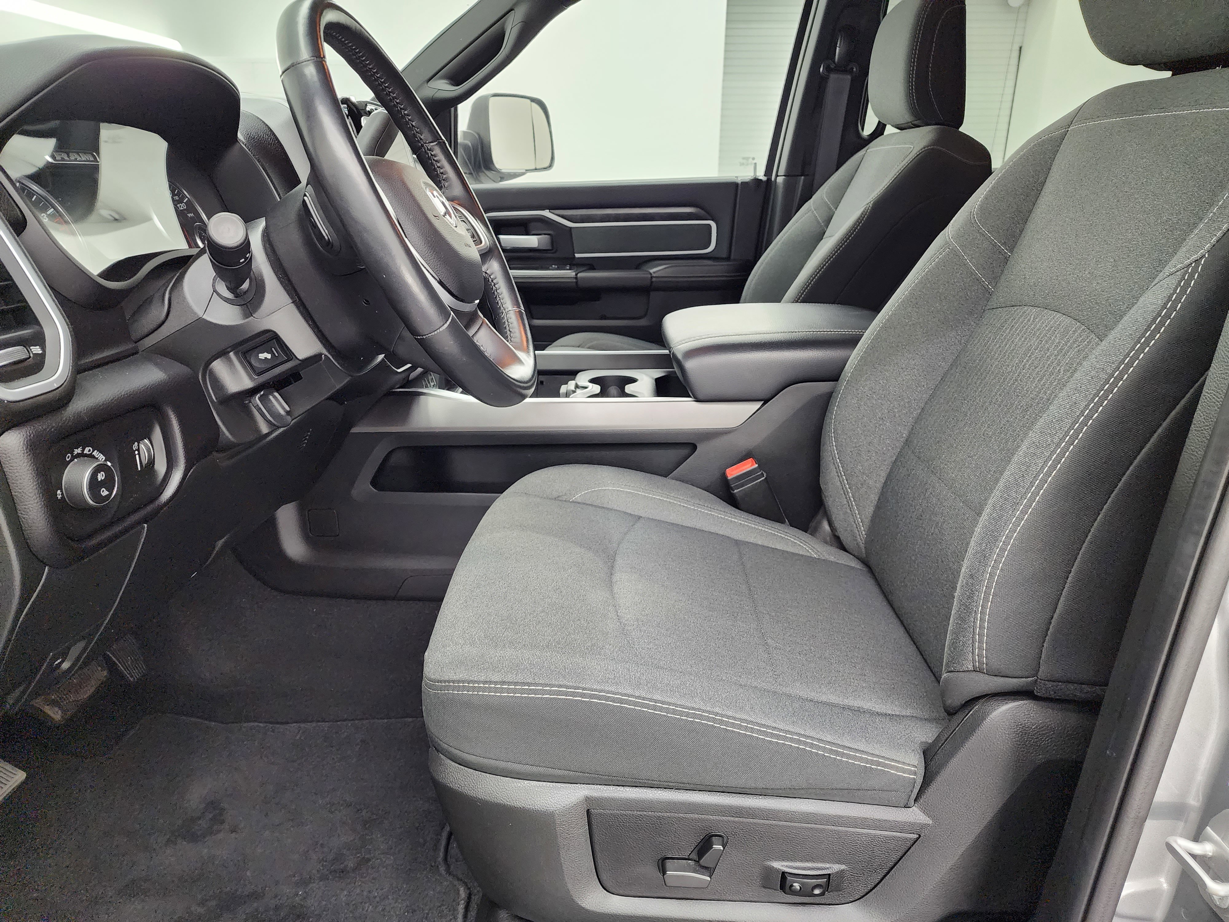 Used 2022 RAM 3500 Big Horn w/ Level B Equipment Group image 8